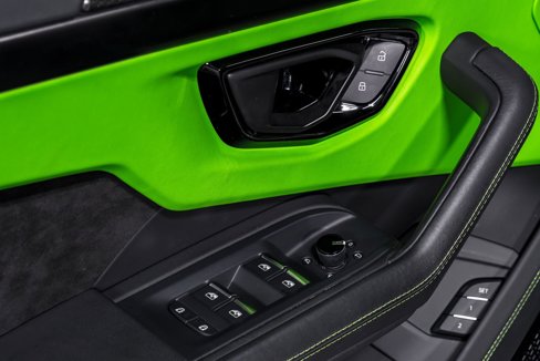 Used 2023 Lamborghini Urus S image 10
