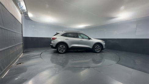 Used 2020 Ford Escape SEL image 6