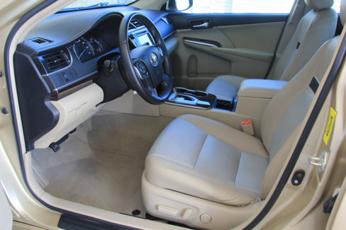 Used 2012 Toyota Camry XLE image 19