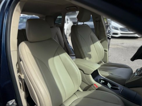 Used 2017 Lincoln MKC Premiere image 34