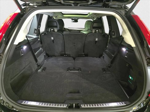 Used 2024 Volvo XC90 B6 Plus w/ Protection Package Premier image 12