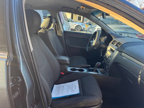Used 2012 Ford Fusion SE image 19