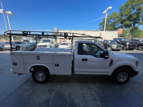 Used 2019 Ford F350 XL w/ Power Equipment Group image 5
