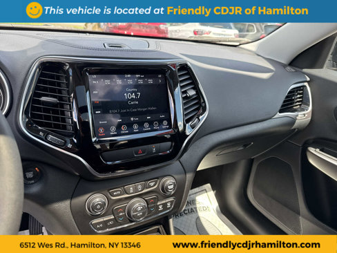 Used 2022 Jeep Cherokee Limited image 15
