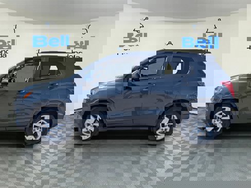 Used 2020 Chevrolet Trax LS w/ Tint and Cruise Package image 2