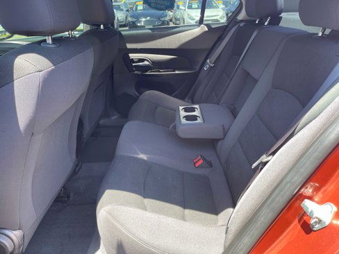Used 2012 Chevrolet Cruze LT image 10