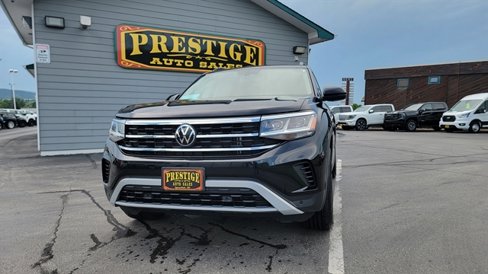 Used 2023 Volkswagen Atlas SE w/ Black Wheel Package image 2