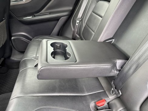 Used 2017 Jaguar F-PACE S image 35