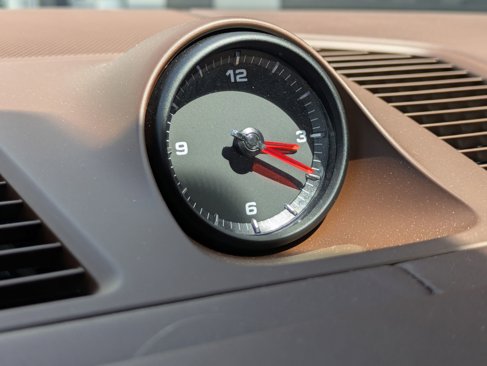 Certified 2023 Porsche Cayenne Platinum Edition image 21
