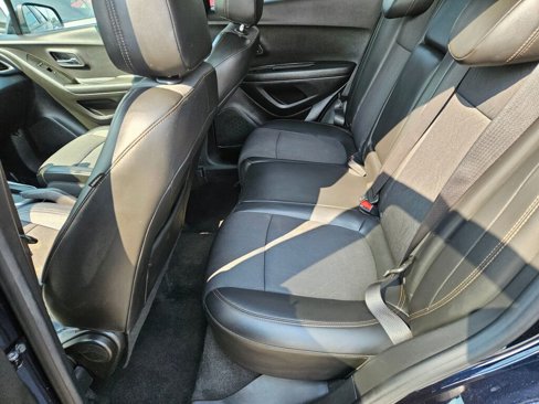 Used 2021 Chevrolet Trax LT image 20