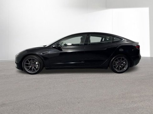 Used 2021 Tesla Model 3 Standard Range Plus image 13