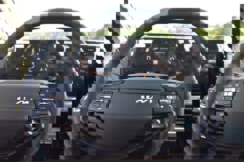 New 2025 Kia K4 LXS image 22