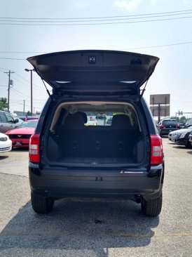 Used 2014 Jeep Patriot Sport w/ Power Value Group image 9