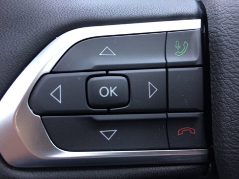 Used 2023 Jeep Compass Latitude w/ Sun and Sound Group image 33