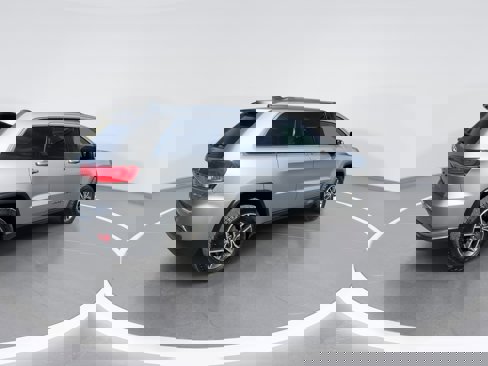 Used 2019 Jeep Grand Cherokee Limited image 19