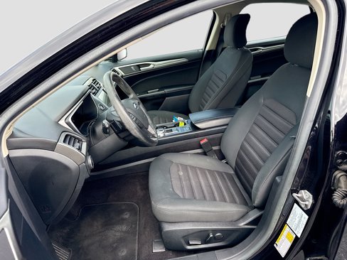 Certified 2019 Ford Fusion SE image 19