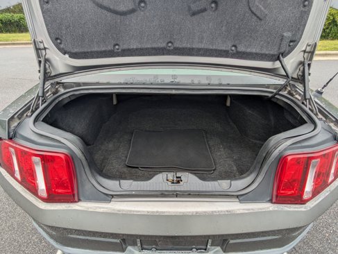 Used 2010 Ford Mustang GT image 17