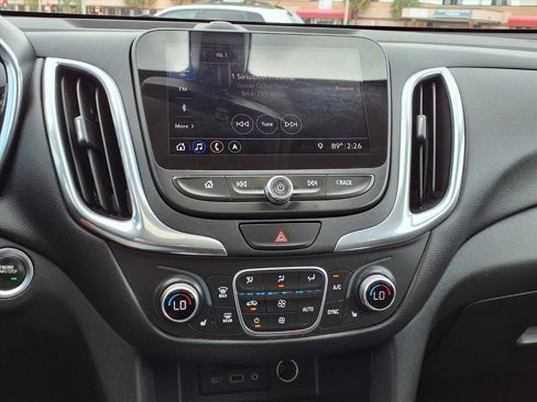 Used 2019 Chevrolet Equinox LT image 27