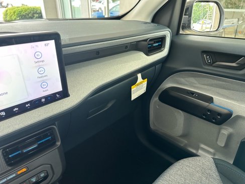 New 2025 Ford Maverick XLT w/ XLT Luxury Package image 37