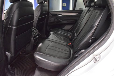 Used 2016 BMW X5 xDrive50i w/ XLine image 12