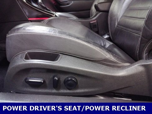 Used 2019 Buick Cascada Premium image 22