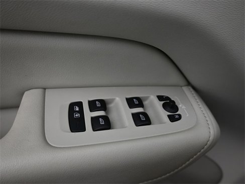 Used 2021 Volvo XC60 T5 Inscription w/ Advanced Package image 9
