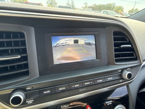 Used 2019 Hyundai Elantra SE w/ Cargo Package image 22