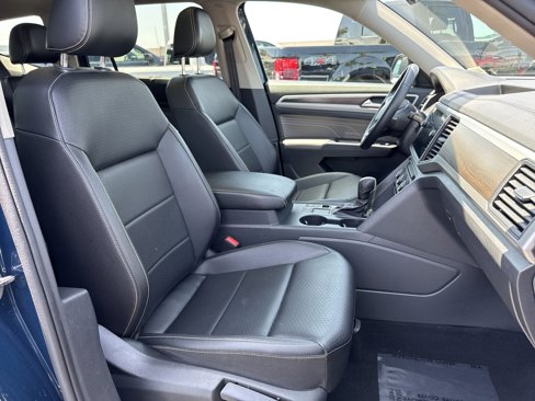 Used 2021 Volkswagen Atlas SE w/ Panoramic Sunroof Package image 37