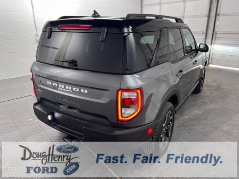 Used 2021 Ford Bronco Sport Outer Banks w/ Outer Banks Package (96D) image 7