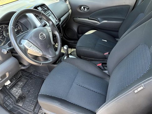 Used 2018 Nissan Versa Note SV image 15