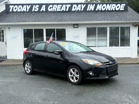 Used 2014 Ford Focus SE image 1