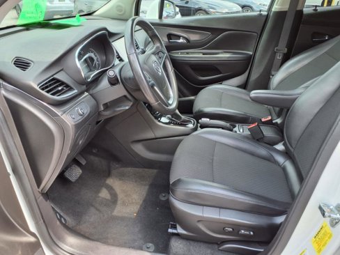 Used 2020 Buick Encore Preferred w/ Safety Package image 24
