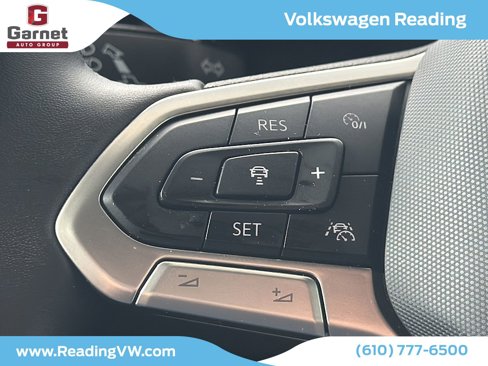 Certified 2024 Volkswagen Jetta Sport image 17