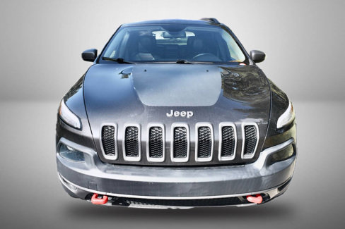 Used 2016 Jeep Cherokee Trailhawk w/ Cold Weather Group image 9