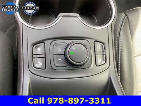 Certified 2024 GMC Terrain SLT image 33