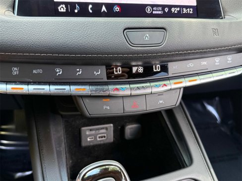 Certified 2021 Cadillac XT4 Premium Luxury w/ Technology Package image 28