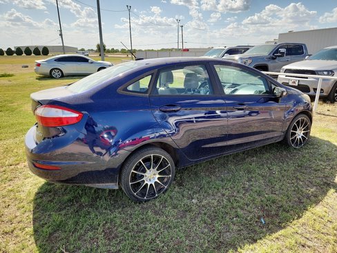 Used 2016 Ford Fiesta SE image 5