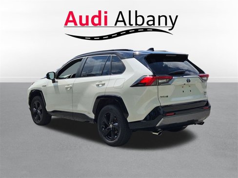 Used 2019 Toyota RAV4 XSE image 6