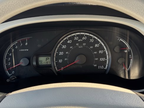 Used 2011 Toyota Sienna LE image 23
