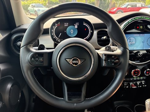 Certified 2022 MINI Cooper S image 18