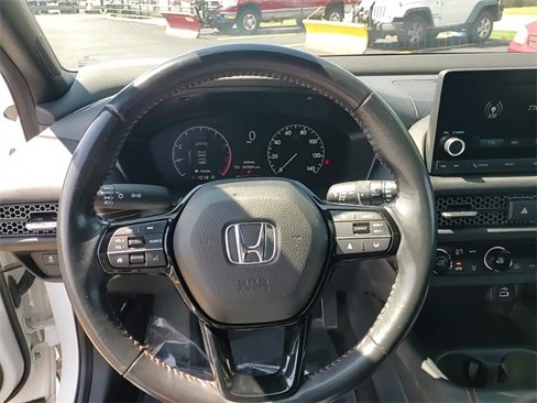 Used 2023 Honda HR-V Sport image 15
