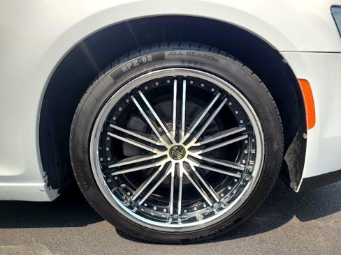 Used 2020 Chrysler 300 Limited image 42