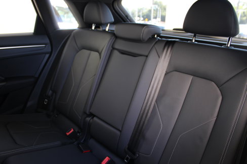 Certified 2025 Audi Q3 2.0T Premium w/ Convenience Package image 29