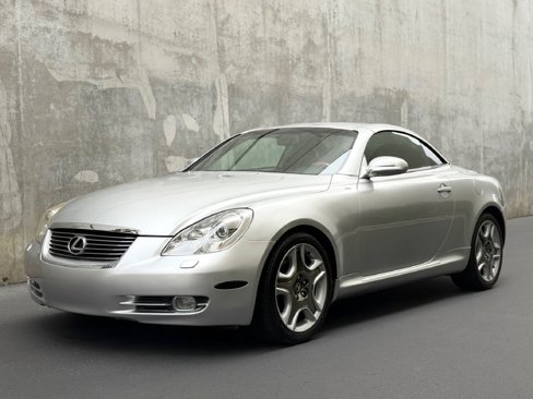 Used 2008 Lexus SC 430 Convertible image 2