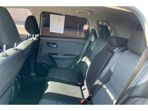 Used 2021 Nissan Rogue SV image 13