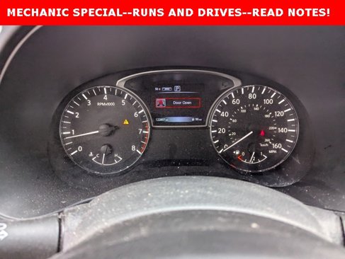 Used 2016 Nissan Pathfinder SV image 8