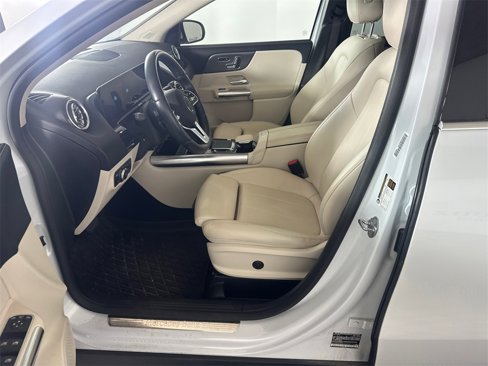 Certified 2022 Mercedes-Benz GLA 250 image 3