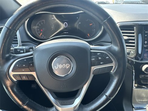 Used 2021 Jeep Grand Cherokee Laredo image 13