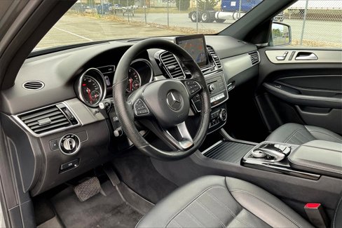Used 2018 Mercedes-Benz GLE 350 4MATIC image 11