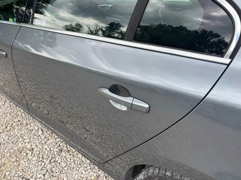 Used 2018 Volvo S60 T5 Inscription image 22